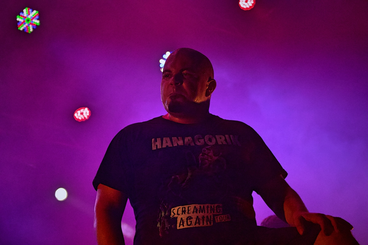 Imagem promocional da banda pernambucana United for Distortion com estética voltada ao metal underground.